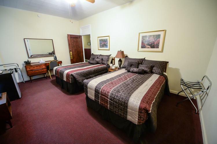 The Mountaineer Hotel Williamson Dış mekan fotoğraf